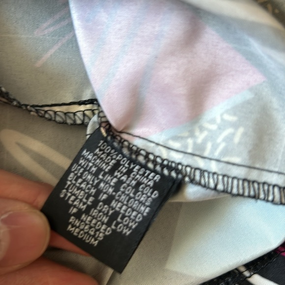 Super Massive Windbreaker Jacket Size Medium - Picture 8 of 12